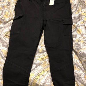 Skinny Full length BRAND NEW black cargo jeans
